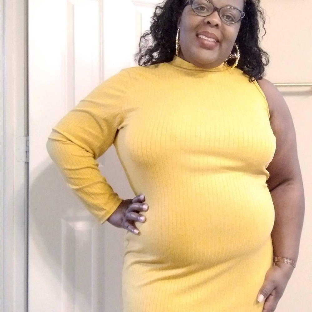 Yellow one sleeve dress